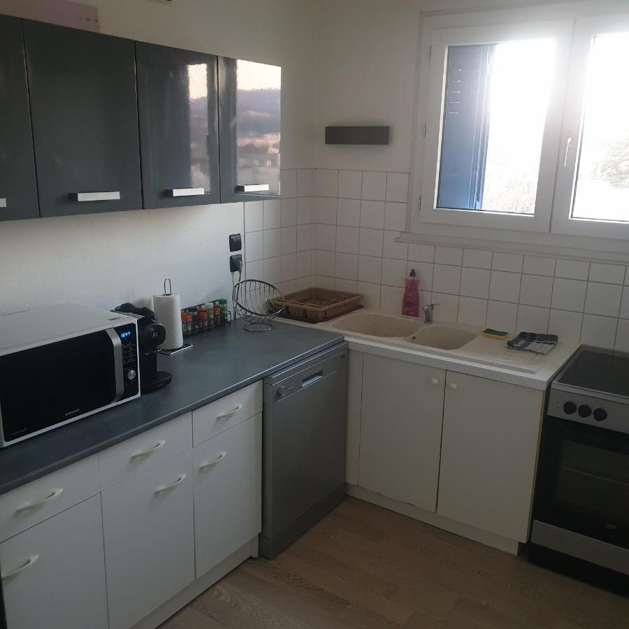 Appartement 2 Chambres Proche Gare Besançon Buitenkant foto